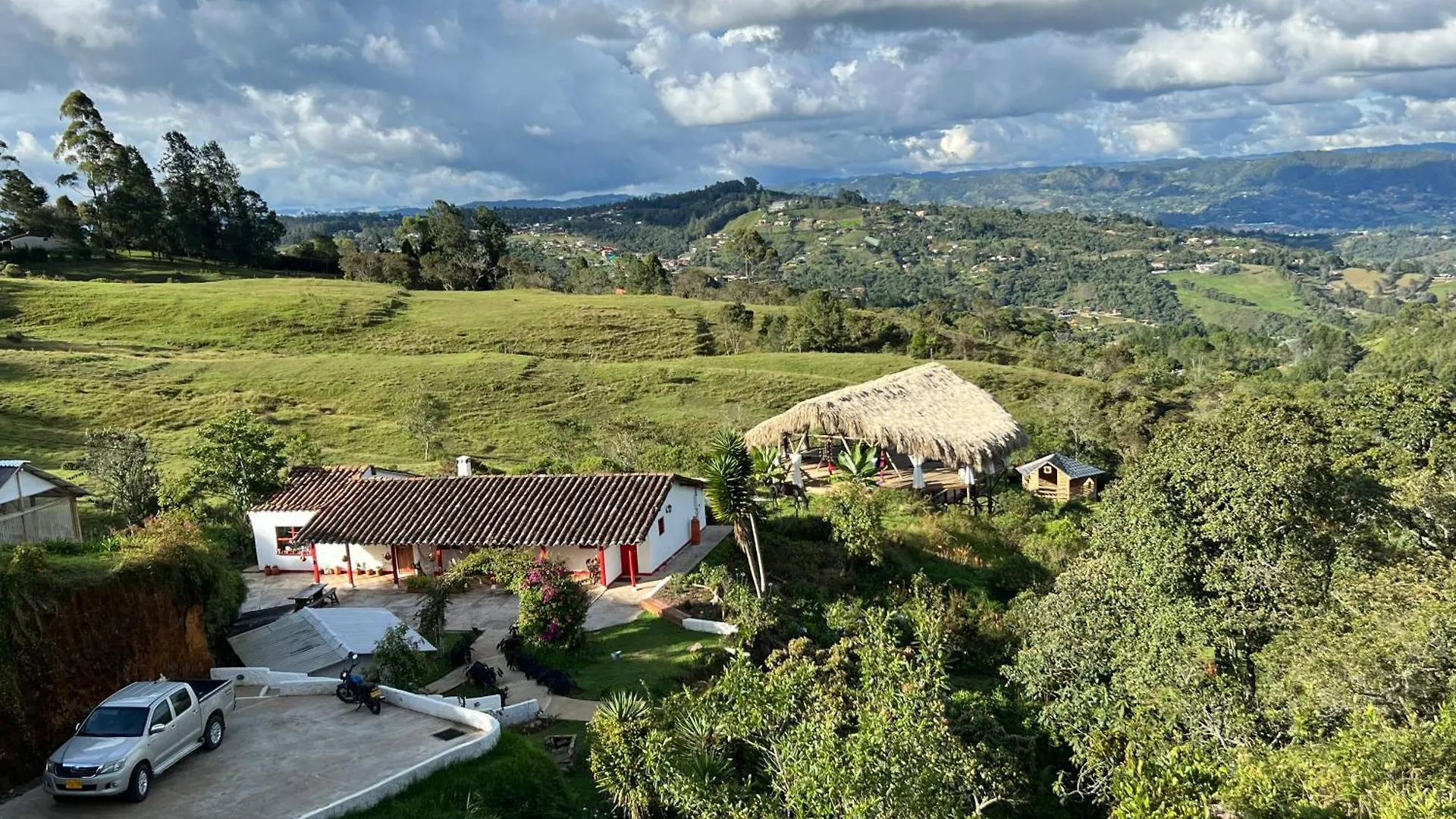 Guest house Madre Cocoon Retreats Hotel Santa Elena