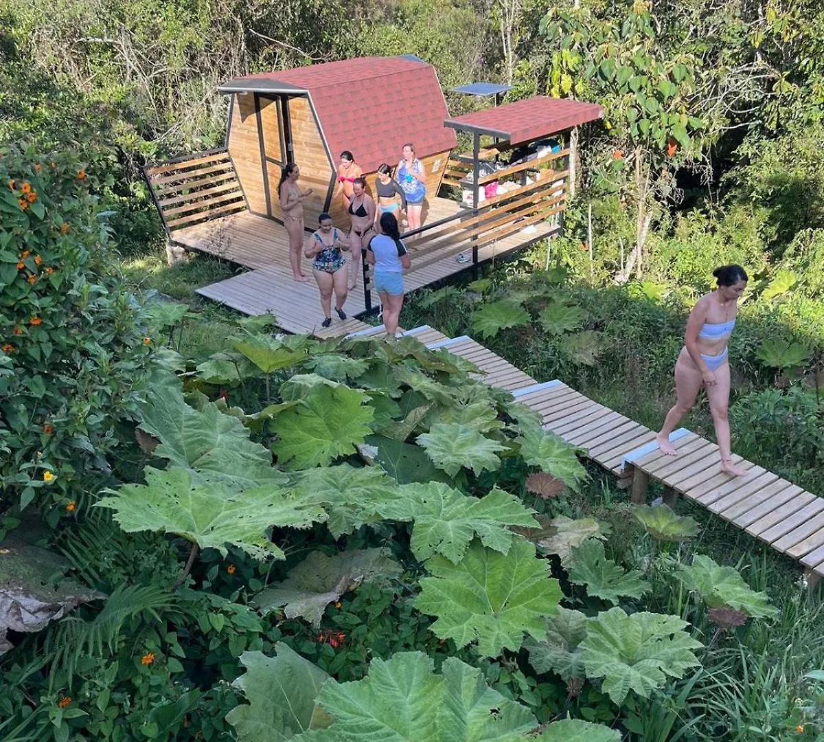 Guest house Madre Cocoon Retreats Hotel Santa Elena