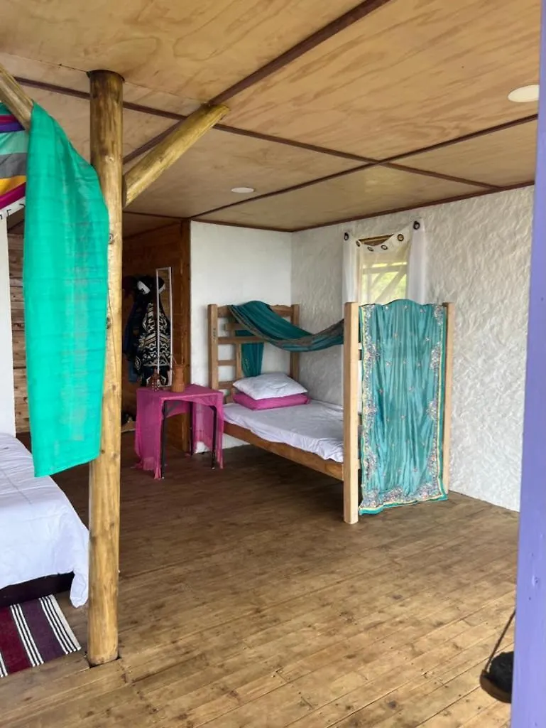 Madre Cocoon Retreats Hotel Santa Elena